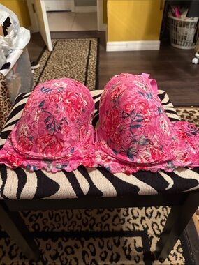 Pink Floral Lace Push-Up Bra New